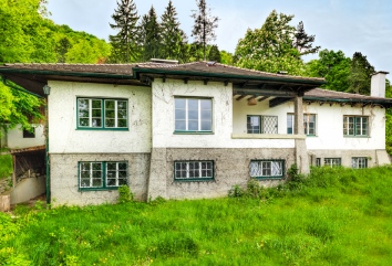 Enchanting Historical Villa