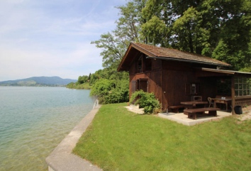 Holiday Home Lakeside Magic