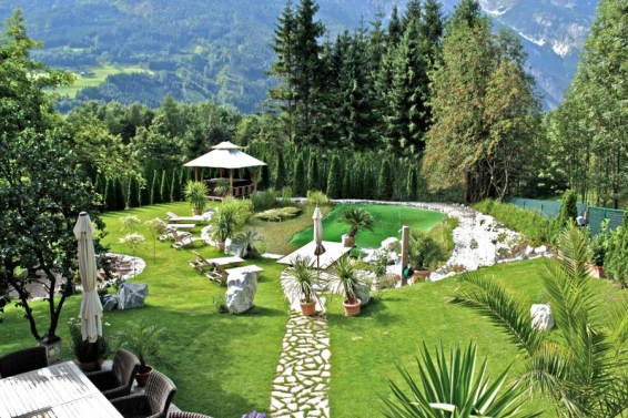 Landsitz Alpenglühen